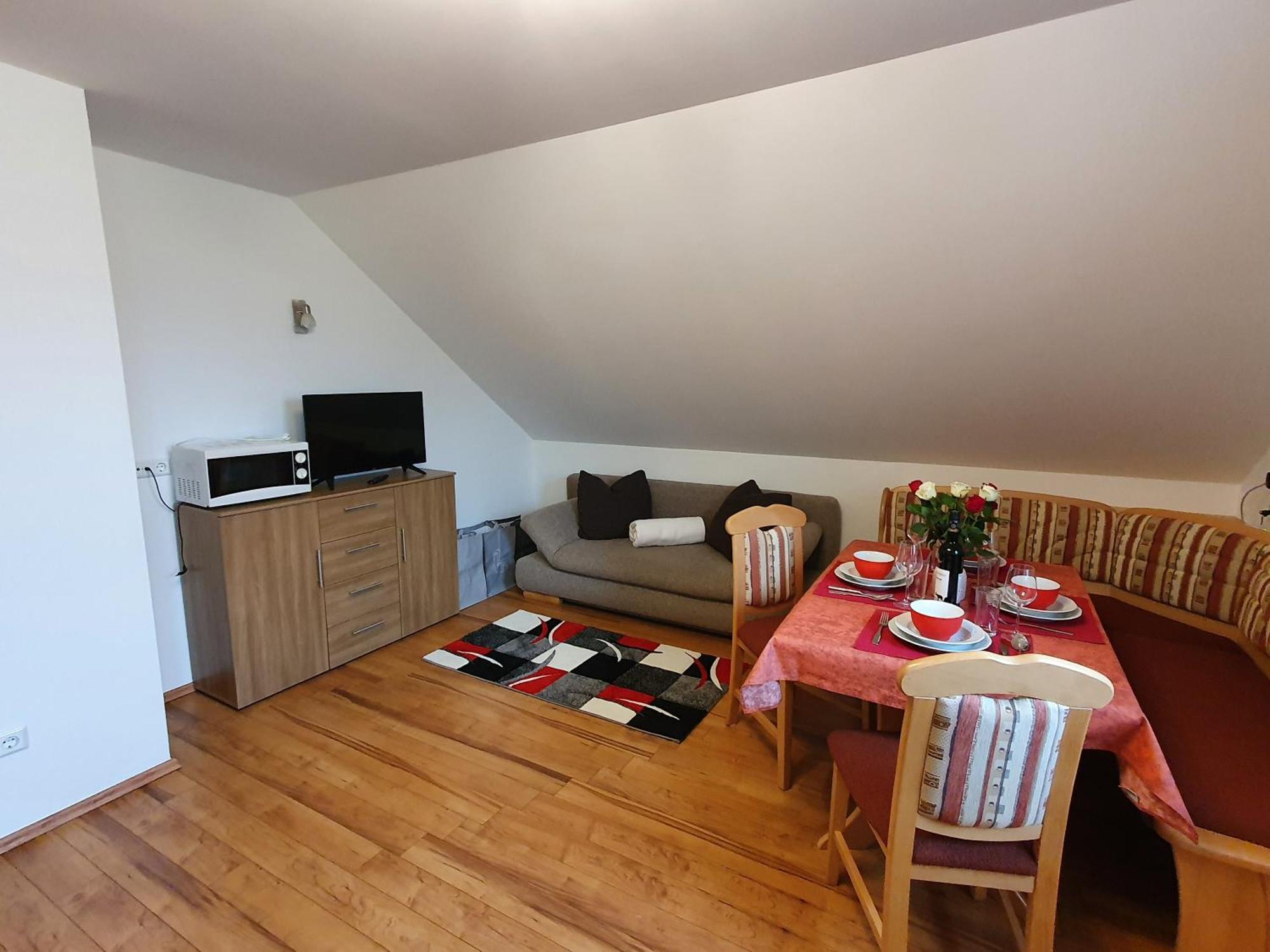 Appartements Claudia เมาเทิร์นดอร์ฟ ภายนอก รูปภาพ
